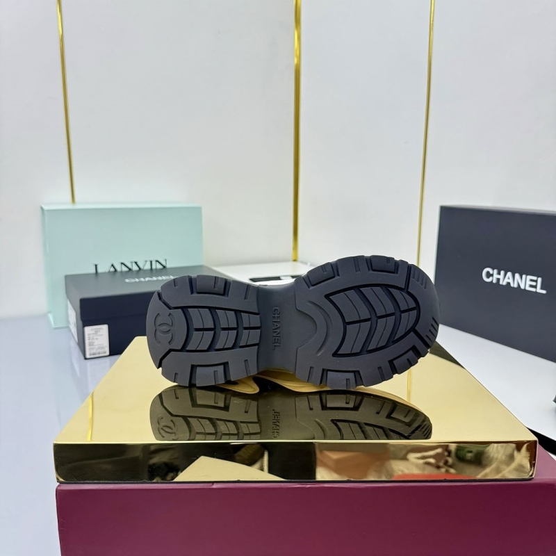 Ch**el sport shoes